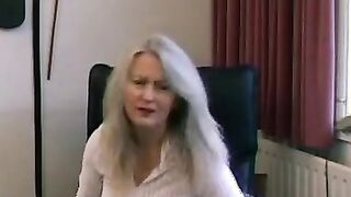 Plump Mature BBW Girl Spanked - Amateur Homemade Spanking