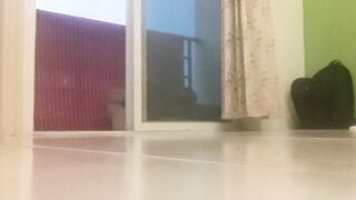 missing cumshoot self footjob