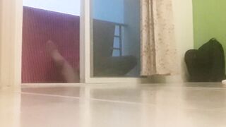 missing cumshoot self footjob