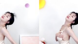 Kpop slut Ellin's sideboob