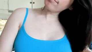 Striking Brunette chat room Sensual spectacle
