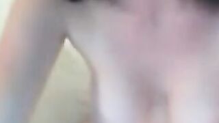 girls show pussy in webcam