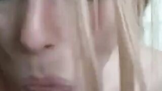 Electa Blowjobs