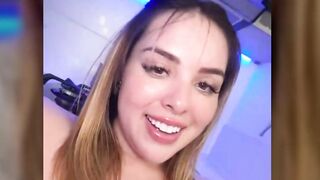 Exceptional Live brunette model Free erotic chat