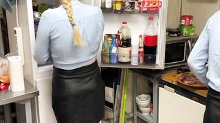 Amazing Hot brunette streamer Live online sex