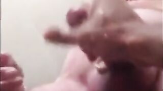 SENHOR BRANCO GOZANDO GOSTOSO
