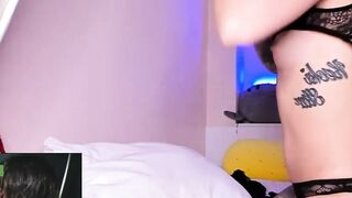 teen camwhore drills her holes
