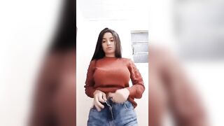 Novinha linda e gostosa