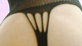 Meet Her Live and Chat Away - Its Just a Click! Striking