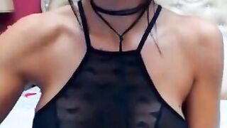 Hot girl play with pussy and show herself