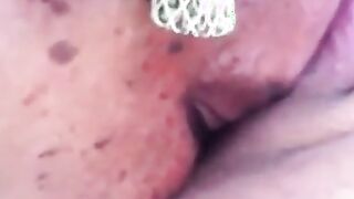 Granny Give a nice blowjob
