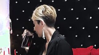 Connect with Her in Real Time - Just a Click Away! Great 3