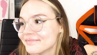 See Her Here? Talk to her live and honestly—shes only a click away! Exceptional 4