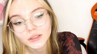 See Her Here? Talk to her live and honestly—shes only a click away! Exceptional 4