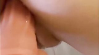 beautiful babe sucks and gets fucked, free onlyfans leaks