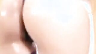 Amateur Asian Japanese Girls with Big Booty