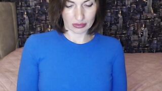 Simply look at her, click, and connect. Its that simple! Striking 8