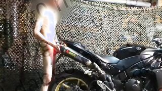 un prieten mai vechi sa pornit motorcycleta sa pot face sex cu motoru lui puterni flu