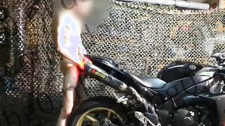 un prieten mai vechi sa pornit motorcycleta sa pot face sex cu motoru lui puterni flu