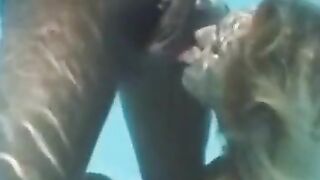 Blonde Amateur Blowjob Underwater