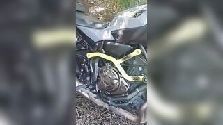 un motorcyclist din bacau ma jutat sa diplmesc misiunia ca eu sa fac sex la toba
