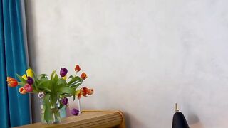 It is that simple to become close to her—watch, click, connect! Amazing 2