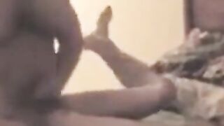 Bareback Amateur Gets Fucked by Older Man