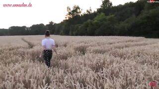 Mein erstes Mal Sex in einem Kornfeld