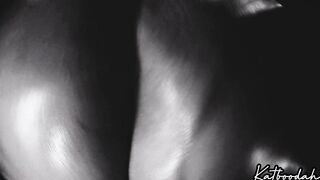 TELL 2020 TO KISS THIS MEGA PAWG BOOTY + HAPPY