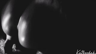 TELL 2020 TO KISS THIS MEGA PAWG BOOTY + HAPPY