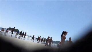 Tremendous young with a small bikini g-string !