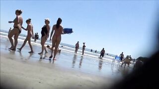 Tremendous young with a small bikini g-string !