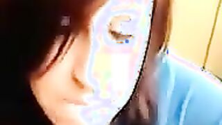 Wilde Brunette lutscht mir den Schwanz leer