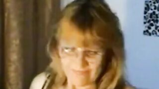 Amateur Webcam Girl - Chat Session 190