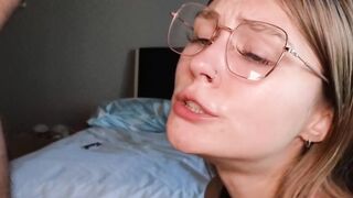 Blonde Babe Gives Boyfriend a Head and Cum in Her Mouth