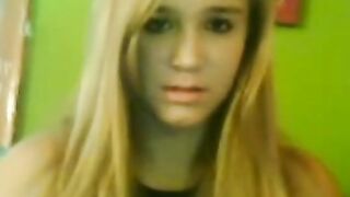 Blonde Webcam Girl Masturbates and Shows Her Pussy