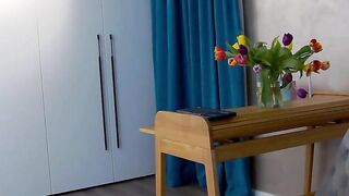 Watch, click, and connect—its that simple to get close to her! Fantastic 11
