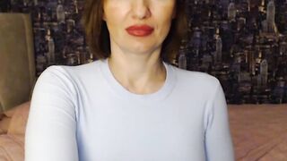 Connect with Her Live Now - Just One Click Away! Striking 4