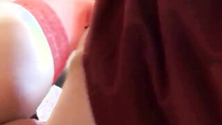 Heiße Deutsche Amateurin genießt harten Analsex im Büro mit Creampie