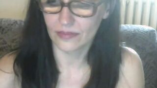 Meet Her Here? Real-Time Conversation—She Is A Click Away! Fantastic 5