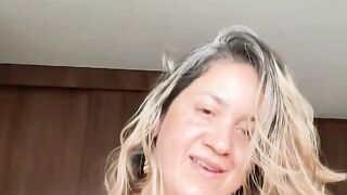 Connect with Her Live Now - Just One Click Away! Fantastic 4