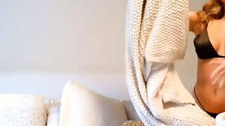 Connect with Her Live Now - Just One Click Away! Striking 5