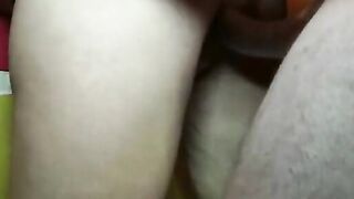Sexbesessene Blondine zu zweit durchgevogelt