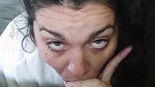 Cute Amateur Babe Gives a Blowjob