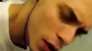 Cum-hungry guy gets a tasty treat in a public restroom