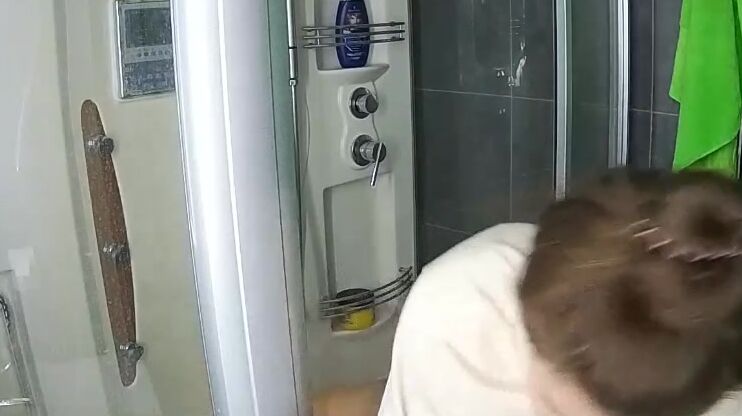 Voyeur 24