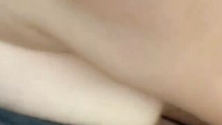 Luder mit Augenmaske anal geknallt
