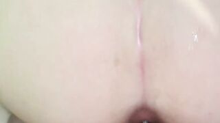 Luder mit Augenmaske anal geknallt