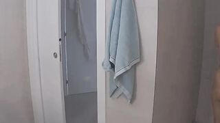 Voyeur 47