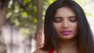 Wife Ne Shring Husband ko Aapni Friend ke sath sex
